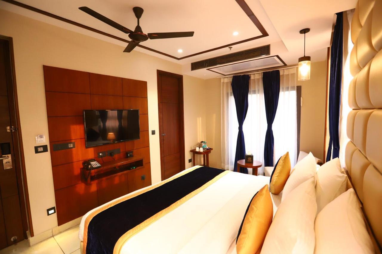 Sanca International Hotel In Patel Nagar Delhi New Delhi Eksteriør bilde