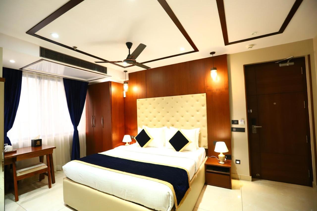 Sanca International Hotel In Patel Nagar Delhi New Delhi Eksteriør bilde