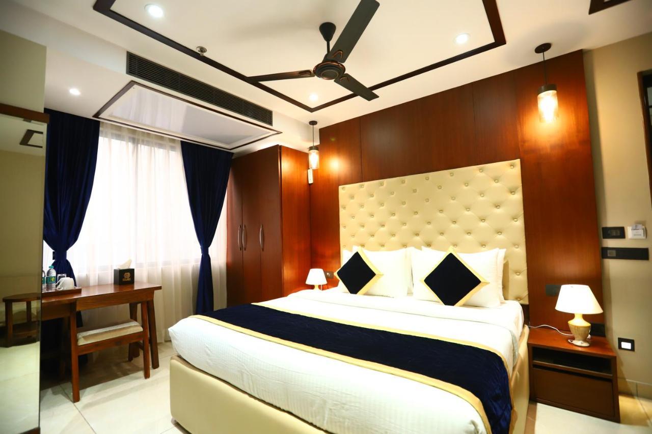 Sanca International Hotel In Patel Nagar Delhi New Delhi Eksteriør bilde