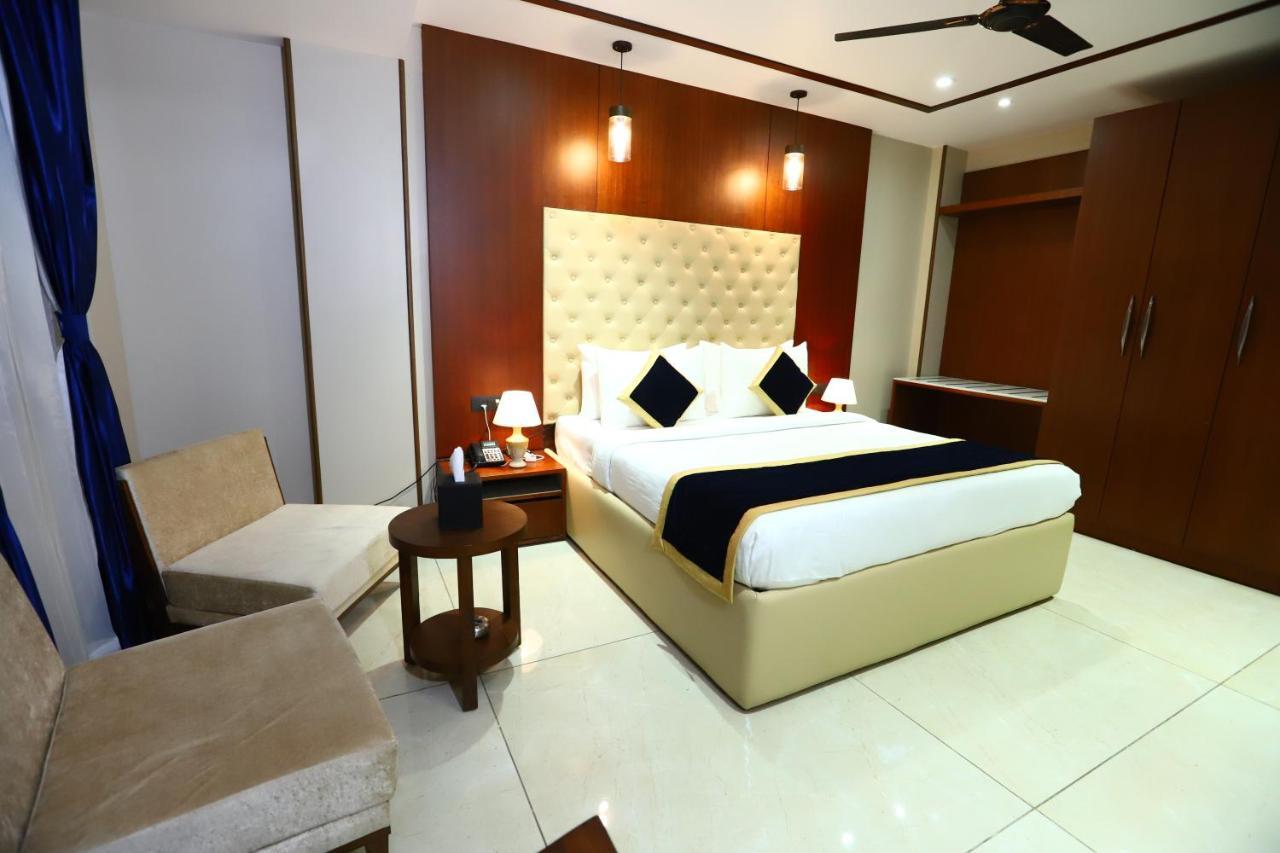 Sanca International Hotel In Patel Nagar Delhi New Delhi Eksteriør bilde