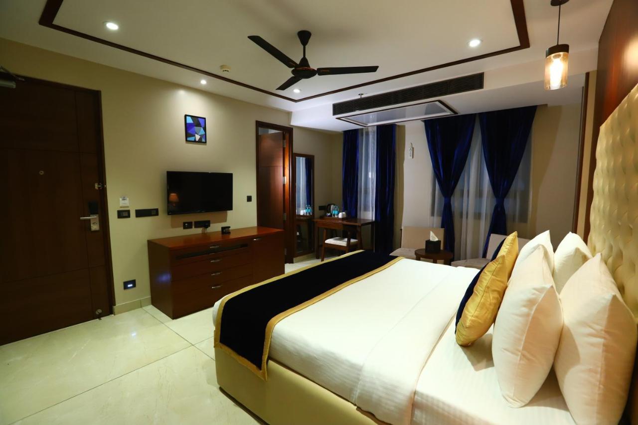 Sanca International Hotel In Patel Nagar Delhi New Delhi Eksteriør bilde
