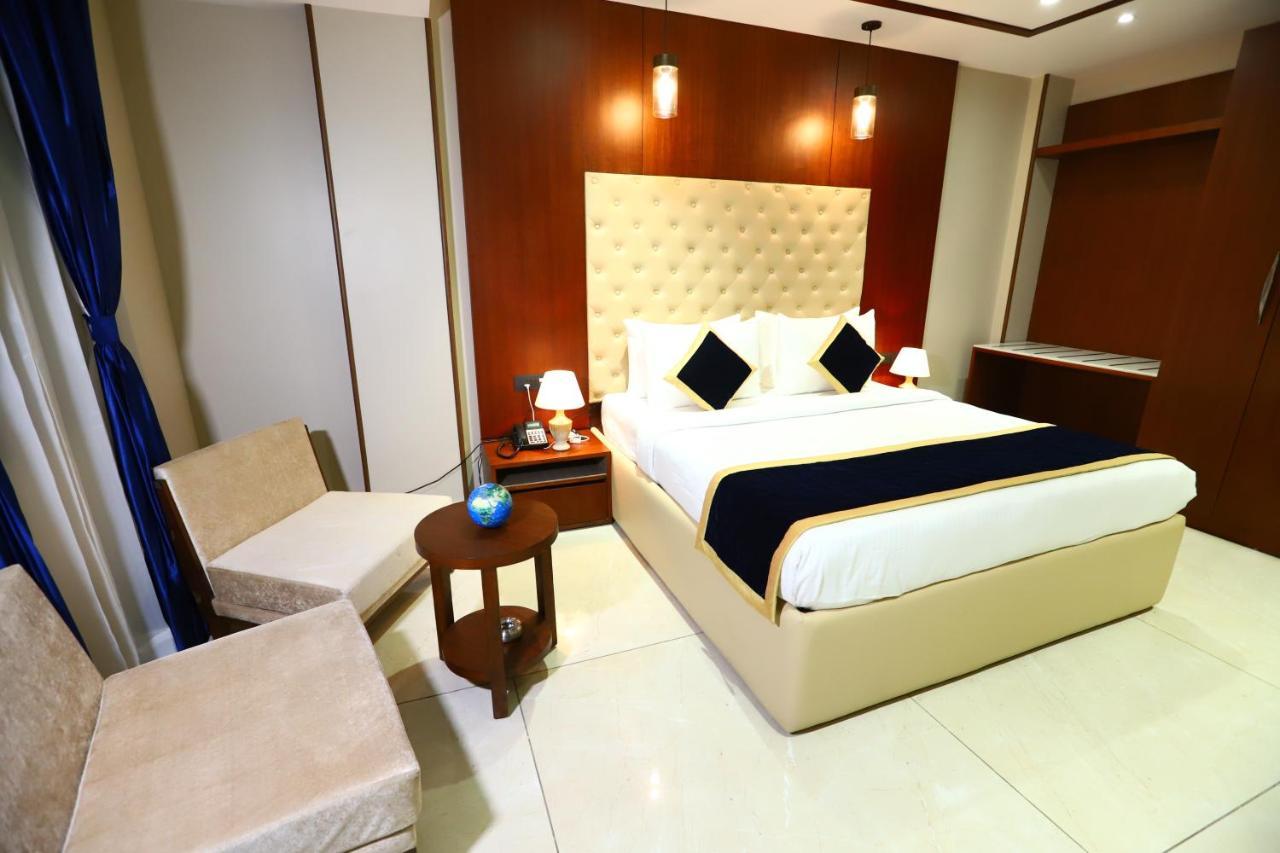 Sanca International Hotel In Patel Nagar Delhi New Delhi Eksteriør bilde