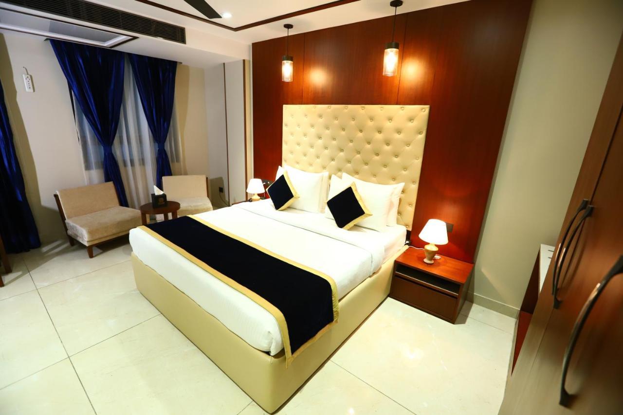 Sanca International Hotel In Patel Nagar Delhi New Delhi Eksteriør bilde