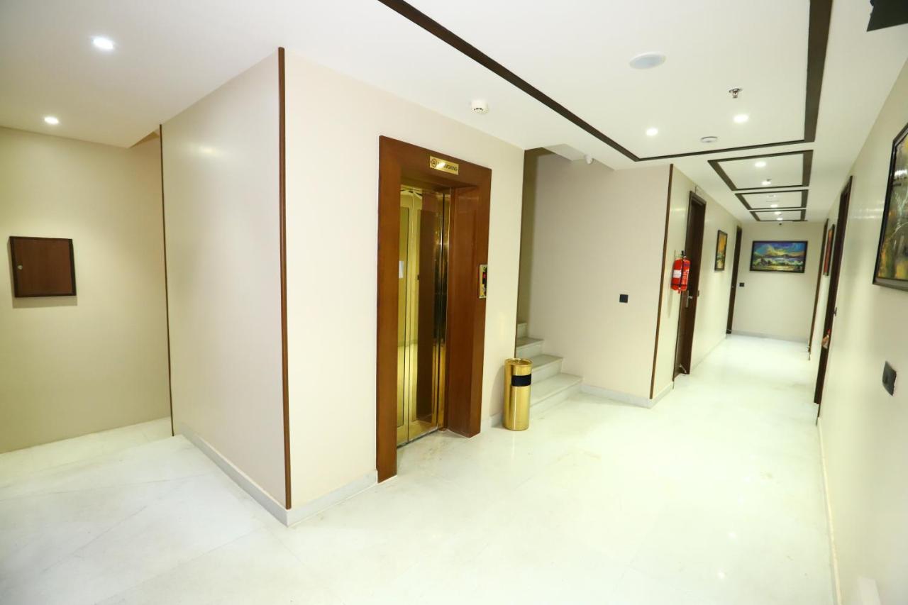 Sanca International Hotel In Patel Nagar Delhi New Delhi Eksteriør bilde