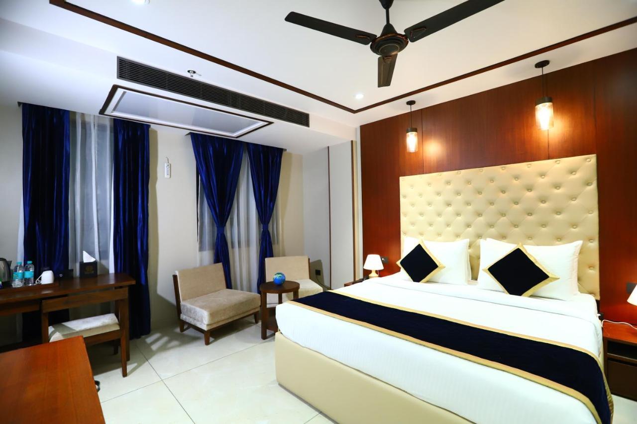 Sanca International Hotel In Patel Nagar Delhi New Delhi Eksteriør bilde