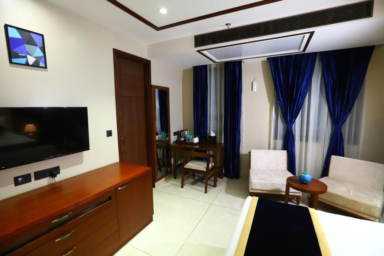 Sanca International Hotel In Patel Nagar Delhi New Delhi Eksteriør bilde