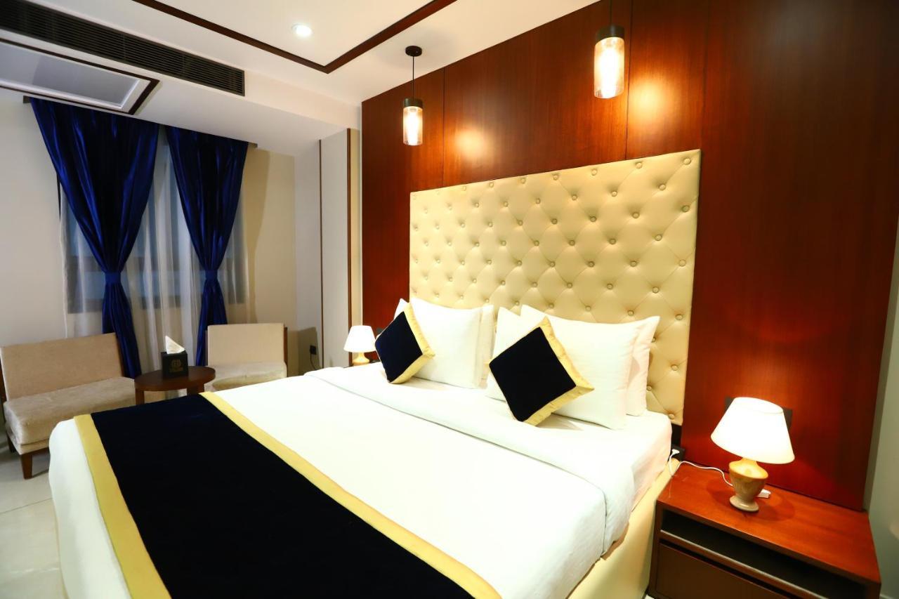 Sanca International Hotel In Patel Nagar Delhi New Delhi Eksteriør bilde