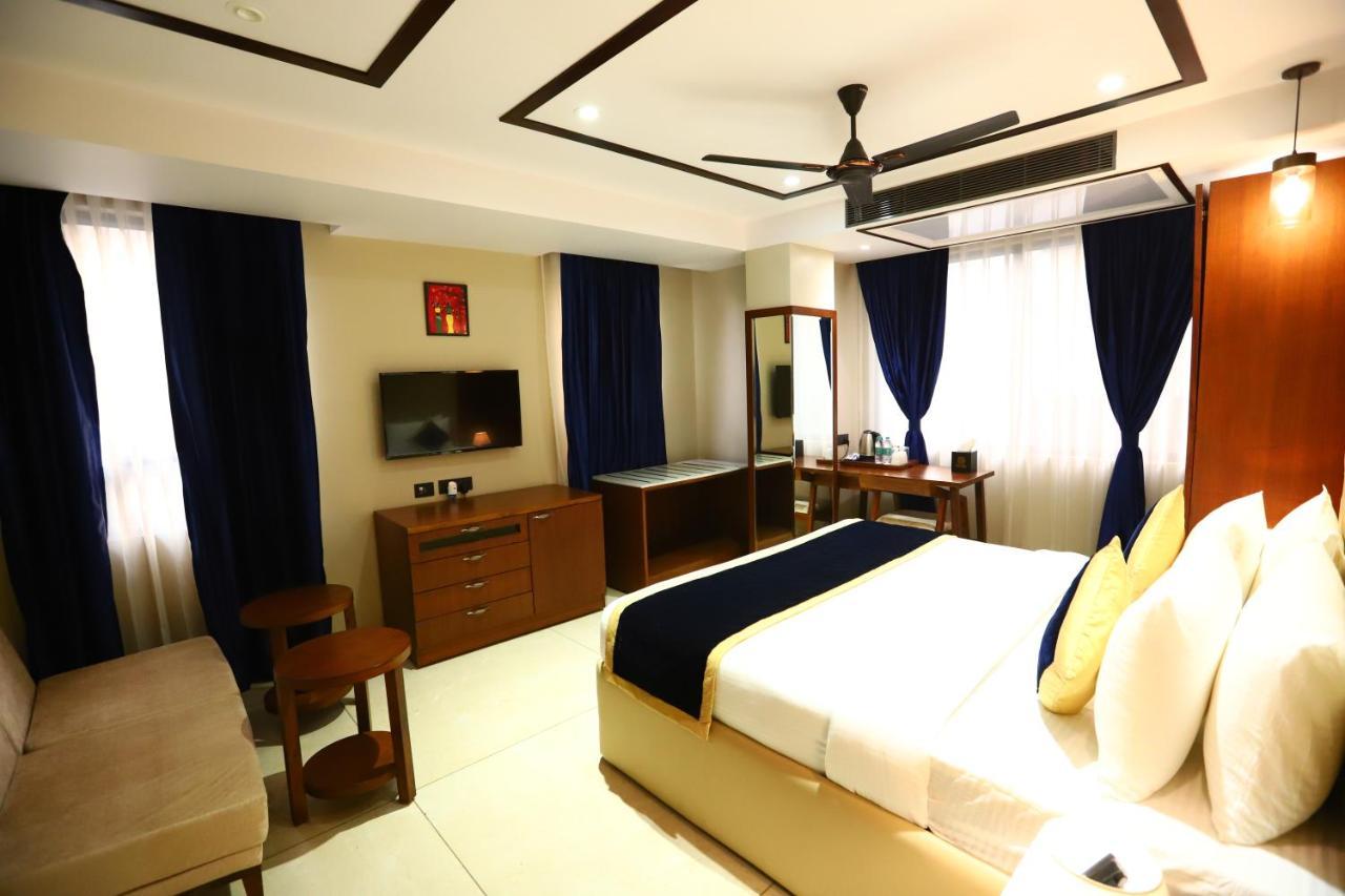 Sanca International Hotel In Patel Nagar Delhi New Delhi Eksteriør bilde